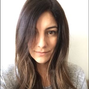 Meet your Posher, Alicia